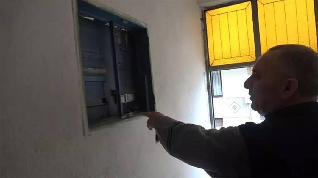 Depremzede aileye verilecek evi yağmaladılar! İşte vicdansız talanın fotoğrafları 6